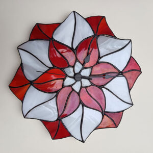 Piros-fehér falióra